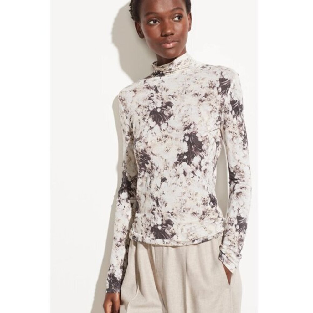 Vince Painted Crema Long Sleeve Turtleneck Black/Cream M $185